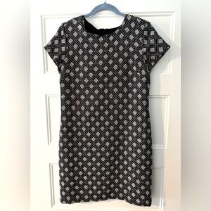 Banana Republic Black & White Cap Sleeve Mini Dress Size 4